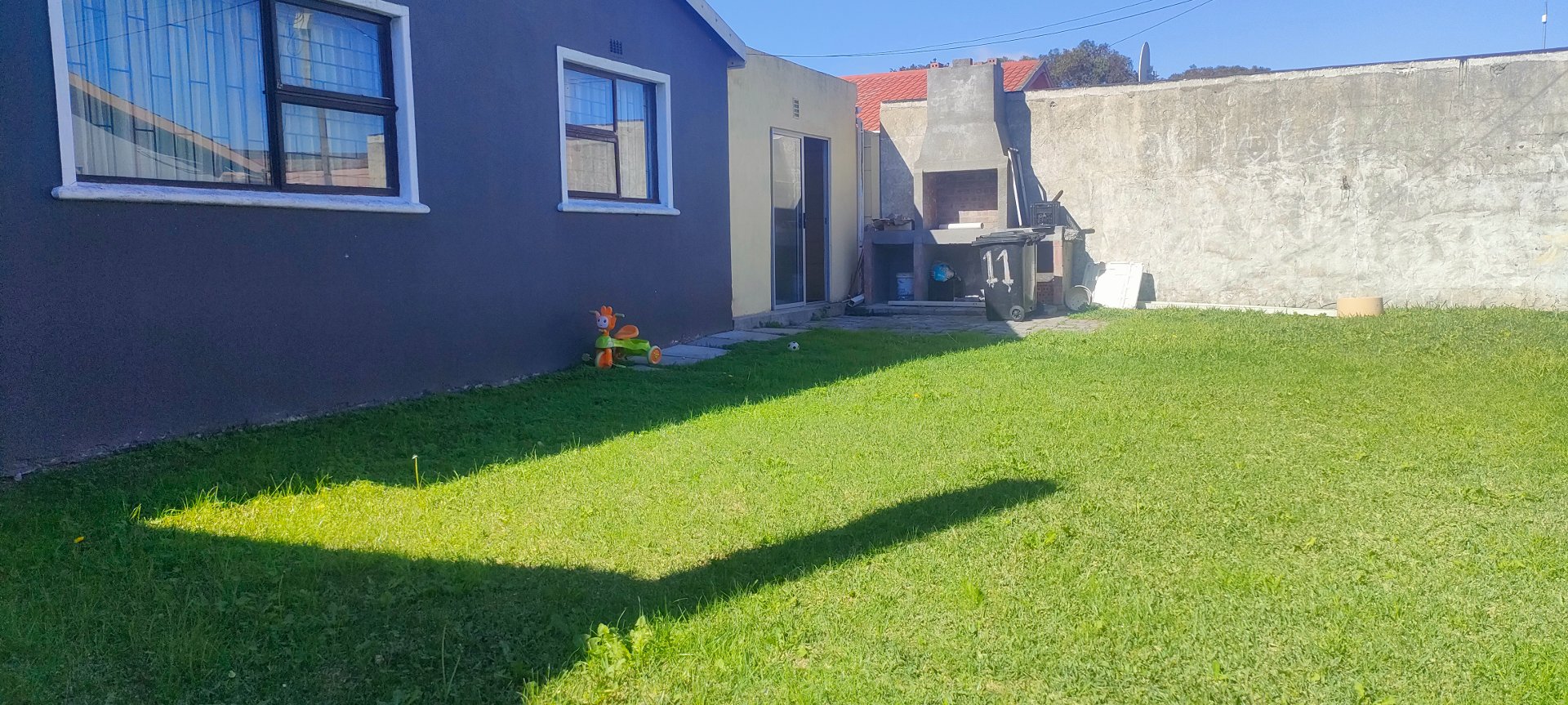 3 Bedroom Property for Sale in Charlesville Western Cape